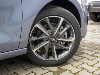 Foto Nummer 5: HYUNDAI i30