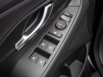 Foto Nummer 17: HYUNDAI i30
