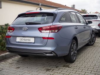 Foto Nummer 3: HYUNDAI i30
