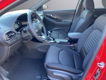Foto Nummer 9: HYUNDAI i30