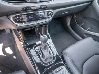 Foto Nummer 10: HYUNDAI i30