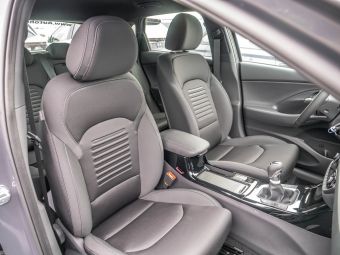 Foto Nummer 16: HYUNDAI i30