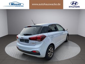 Foto Nummer 5: HYUNDAI i20