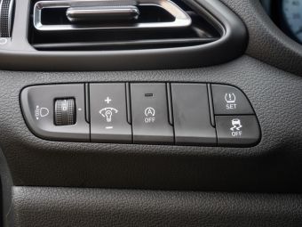 Foto Nummer 16: HYUNDAI i30