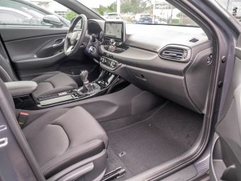 Foto Nummer 2: HYUNDAI i30